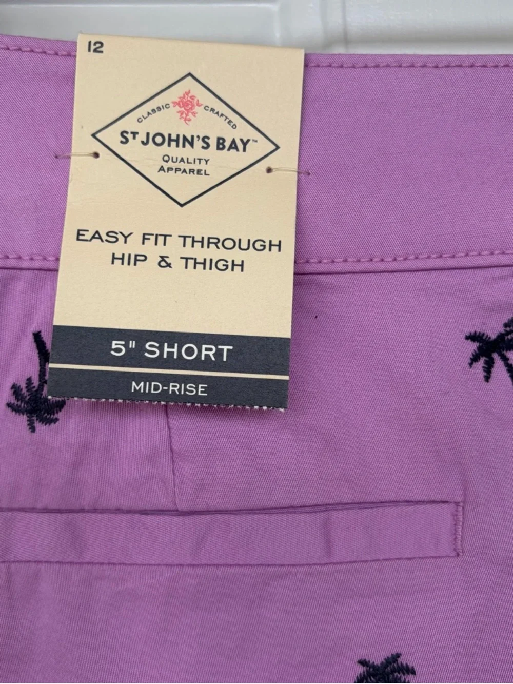 •St. John's Bay• NWT Palm Tree Print Mid-Rise Shorts - Size 12 - Picture 2 of 8